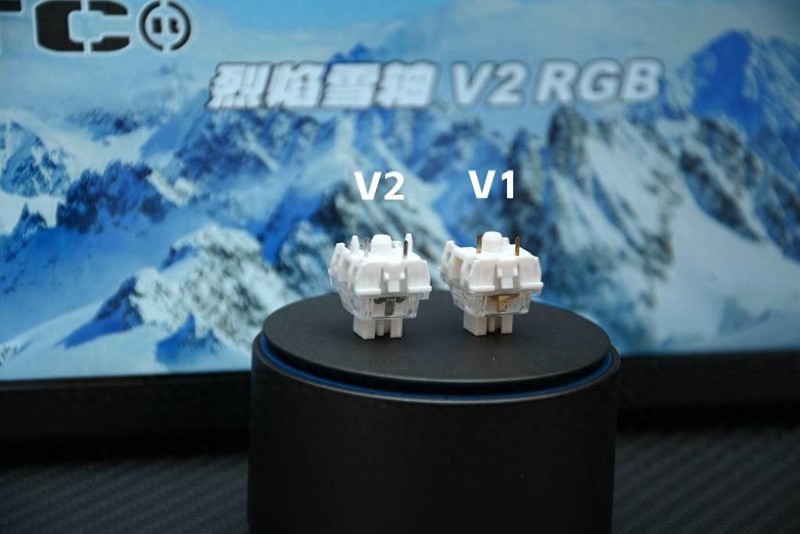 TTC烈焰雪轴V2：游戏工作一键掌握，触觉、听觉、视觉大提升