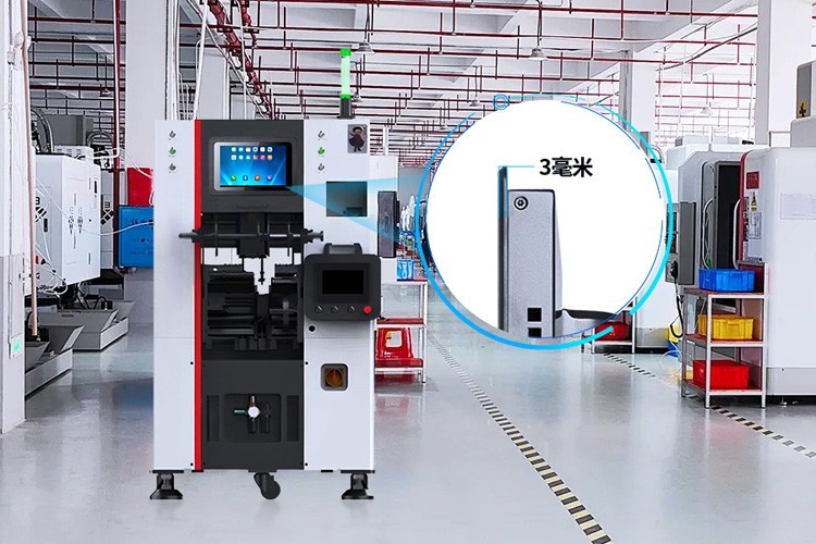 触想工业显示器助力3C全自动生产线可视化升级