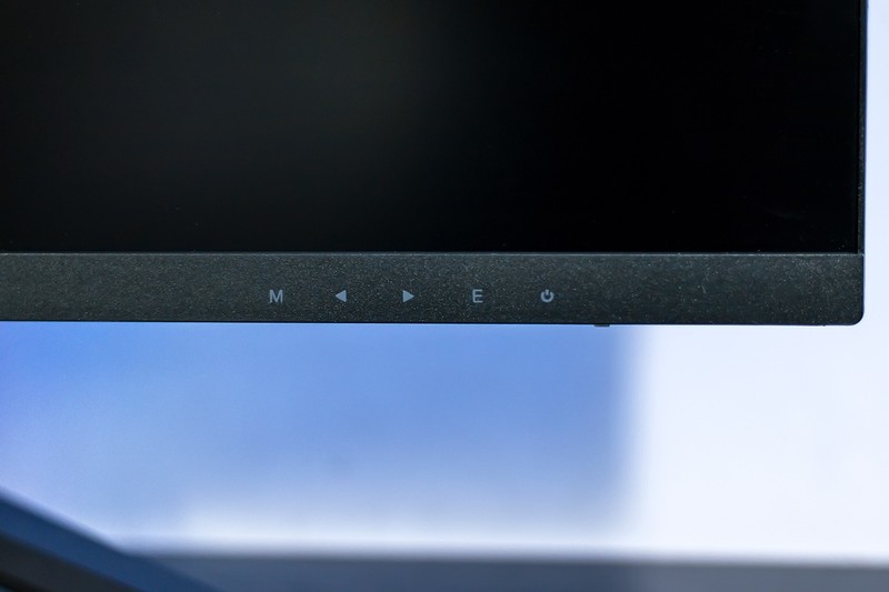 2K分辨率155Hz高刷，性价比打动了我，科睿27E1QS电竞显示器测评