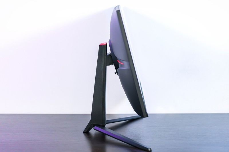 2K分辨率155Hz高刷，性价比打动了我，科睿27E1QS电竞显示器测评