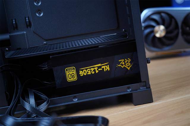 世界杯期间装机分享，鑫谷家族携手XPG为你带来不一样的视觉享受