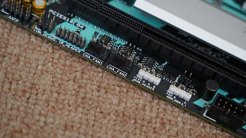 魅力无限二次元，13490F+华硕B760天选+4080打造的主机分享