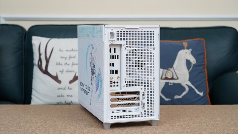 魅力无限二次元，13490F+华硕B760天选+4080打造的主机分享