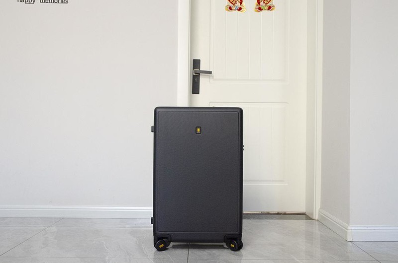高质价比行李箱推荐，巨能装的地平线8号大旅行家行李箱入手体验