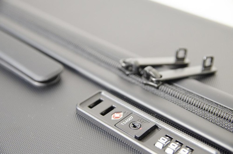 高质价比行李箱推荐，巨能装的地平线8号大旅行家行李箱入手体验