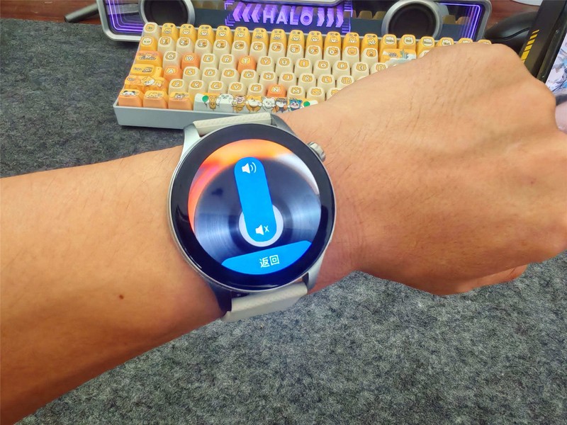 我的第一款宜准智能手表WATCH GT7，好看能通话，还能观影和听歌