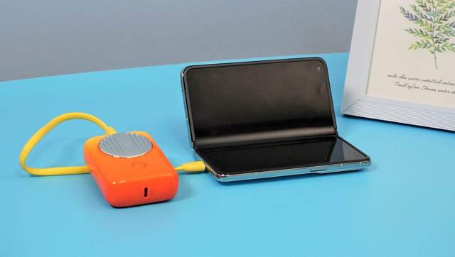 移速充电宝有新突破？色彩喜人、截面小于银行卡，关键还能上飞机