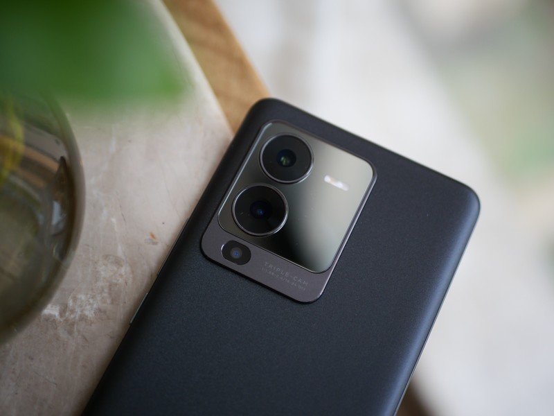 参数不极致、体验仍出色的中端旗舰——vivo S15 Pro深度体验