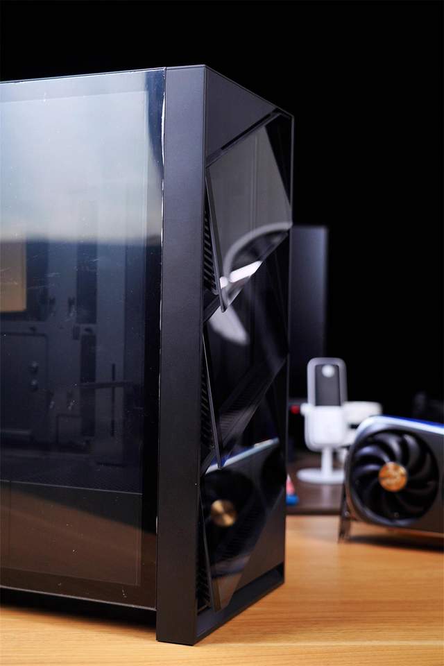 世界杯期间装机分享，鑫谷家族携手XPG为你带来不一样的视觉享受