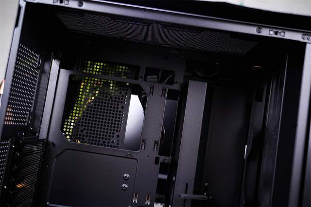 世界杯期间装机分享，鑫谷家族携手XPG为你带来不一样的视觉享受