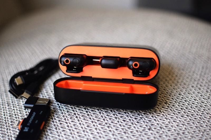 直播，采访，短视频录音必备单品： 逗映S6无线降噪领夹麦