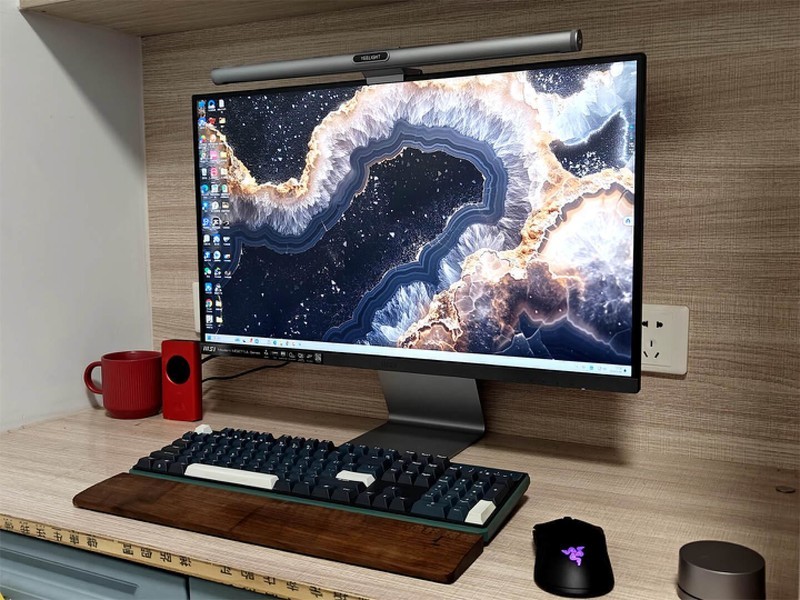 微星MD271UL显示器：卓越商务之选，高效工作伙伴