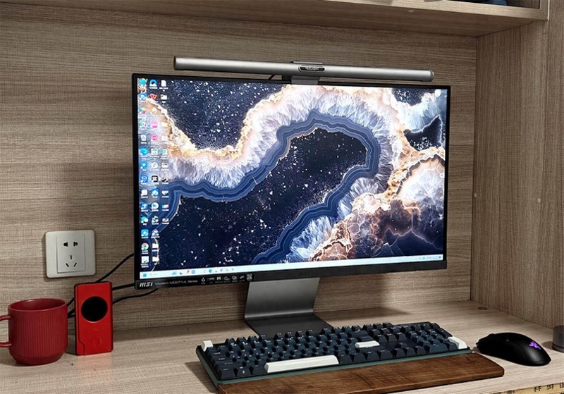 微星MD271UL显示器：卓越商务之选，高效工作伙伴