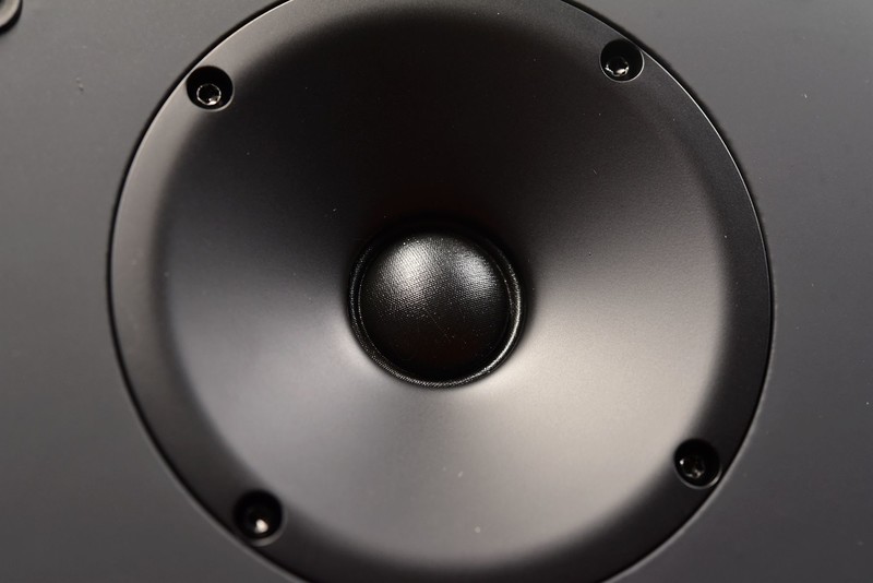 很少见的超全能有源书架箱！意力ConneX DCB41上手