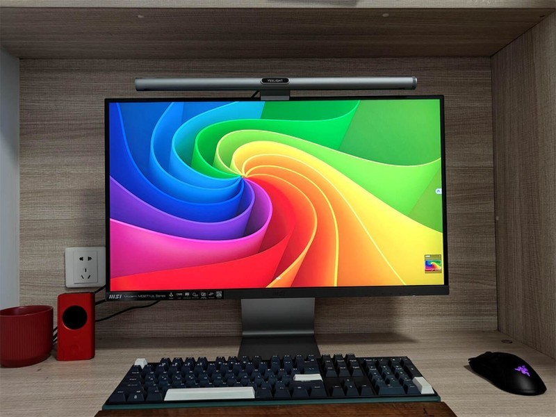 微星MD271UL显示器：卓越商务之选，高效工作伙伴