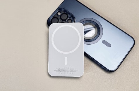 哪个牌子充电宝牌子好且耐用？安利四款优质好用充电宝推荐