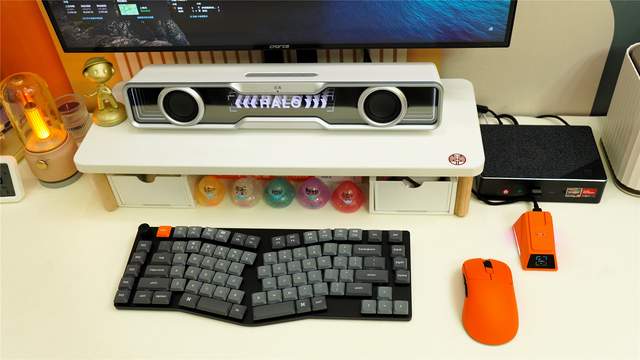 PAW3950传感器+无线8K+彩屏磁吸座充！黑爵AJ179APEX游戏鼠标评测