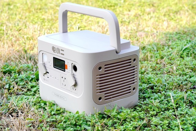 户外用电安全堪比市电！比发电机更香，电小二户外电源800Pro测评