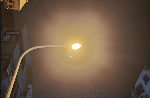 学生护眼灯哪个牌子最好？2025年学习护眼灯十大品牌排行榜曝光