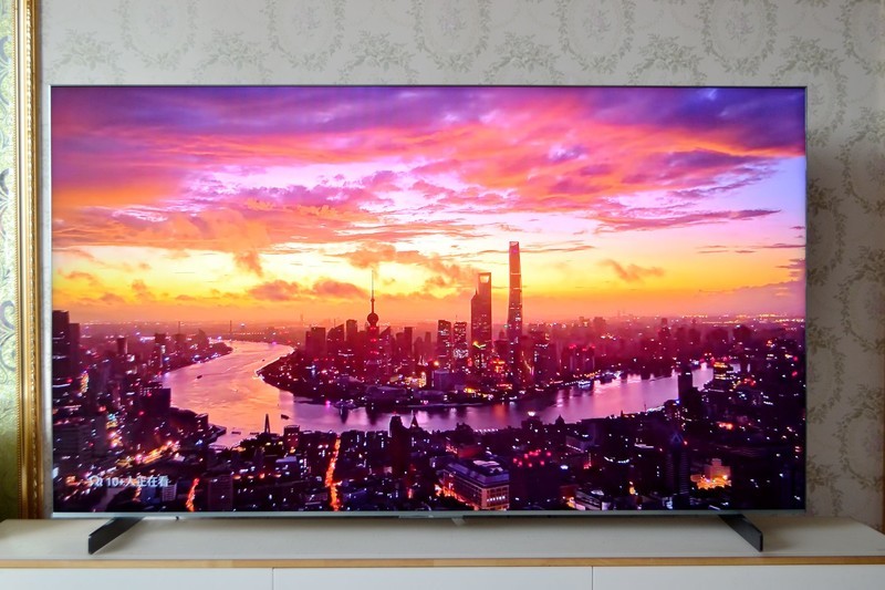 买Mini LED电视别抠搜！一步到位上第四代+万象分区，TCL Q10L首测