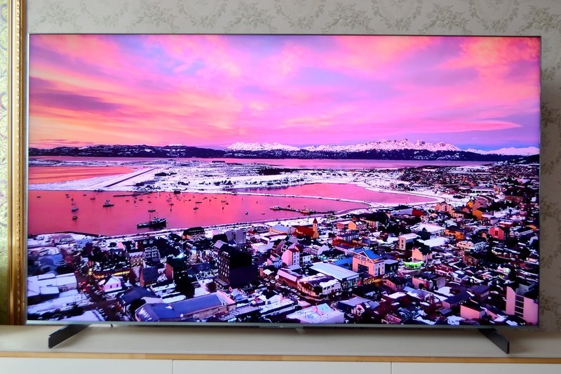 买Mini LED电视别抠搜！一步到位上第四代+万象分区，TCL Q10L首测