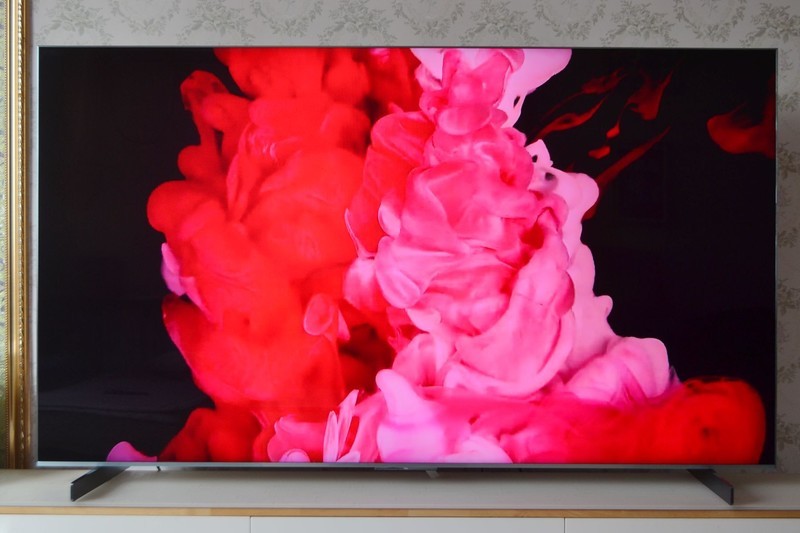 买Mini LED电视别抠搜！一步到位上第四代+万象分区，TCL Q10L首测