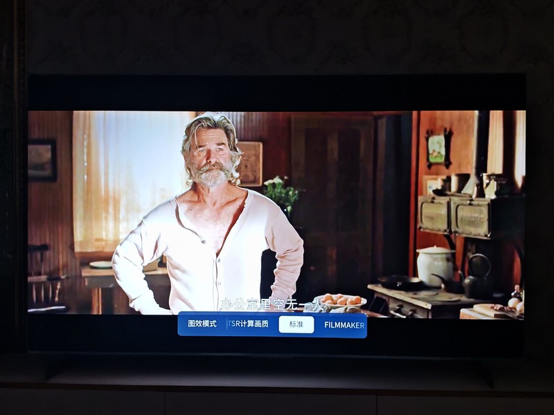 买Mini LED电视别抠搜！一步到位上第四代+万象分区，TCL Q10L首测