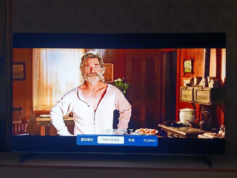 买Mini LED电视别抠搜！一步到位上第四代+万象分区，TCL Q10L首测