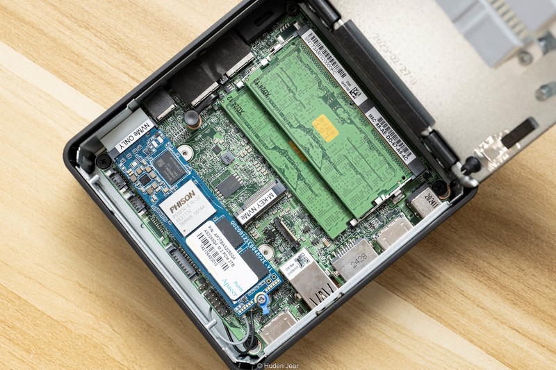 Asus NUC 15 Pro高款测试：经典mini主机+自由扩展