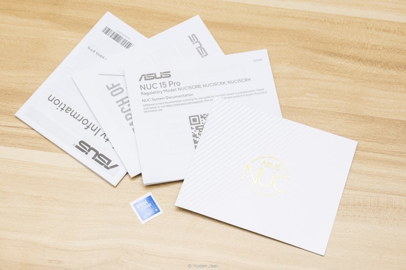 Asus NUC 15 Pro高款测试：经典mini主机+自由扩展