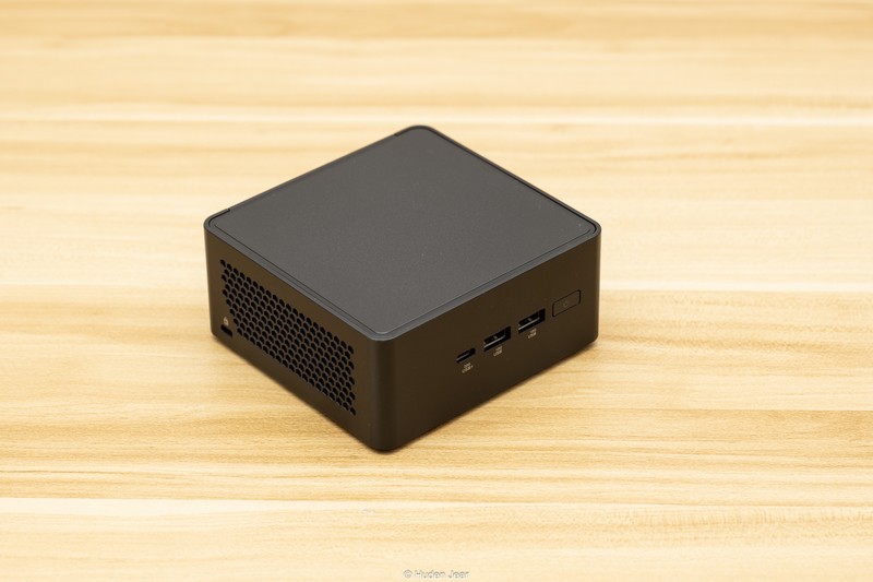Asus NUC 15 Pro高款测试：经典mini主机+自由扩展