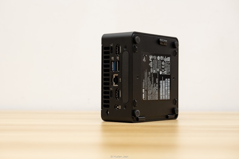 Asus NUC 15 Pro高款测试：经典mini主机+自由扩展