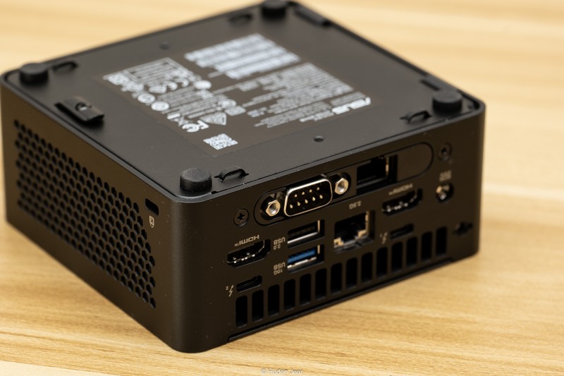 Asus NUC 15 Pro高款测试：经典mini主机+自由扩展