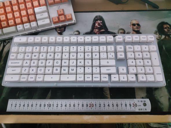 直列大键盘第三弹--完美102配列直列布局