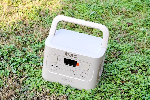 户外用电安全堪比市电！比发电机更香，电小二户外电源800Pro测评