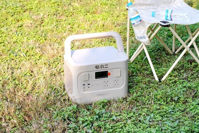 户外用电安全堪比市电！比发电机更香，电小二户外电源800Pro测评