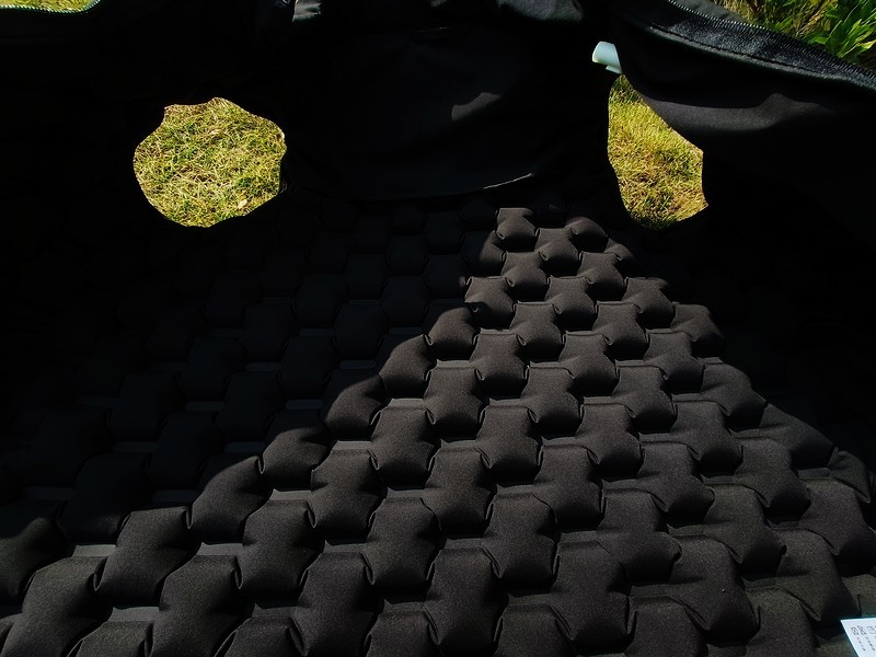 石墨烯发热 空气层锁温 AIHF艾弗石墨烯空气温控马甲