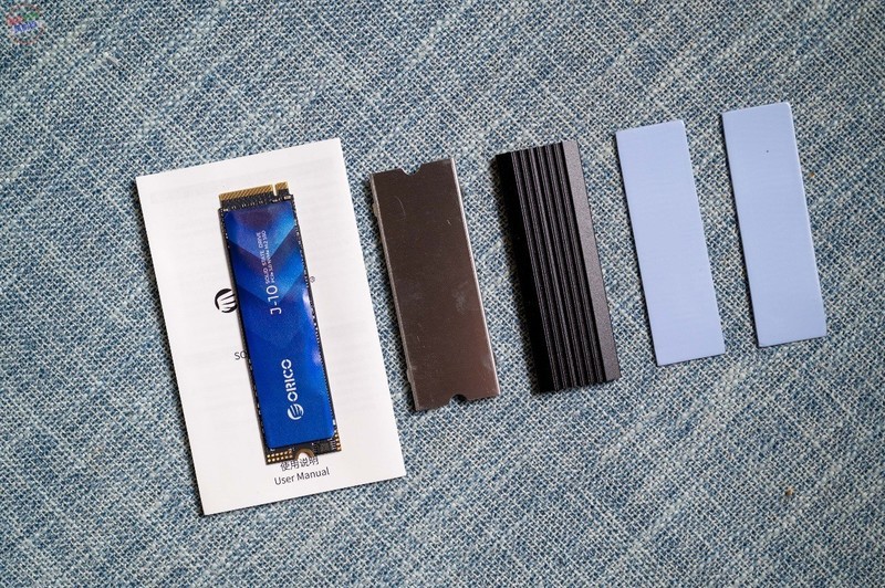 简单高效的定制移动固态硬盘，稳定易用的办公小助手