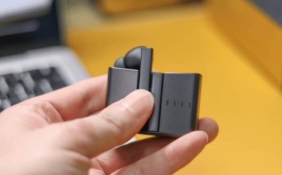 性价比蓝牙耳机排行榜前十名有哪些？十大性价比蓝牙耳机榜单盘点