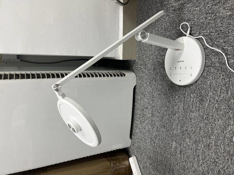 护眼台灯买什么样的好？一文教你专业的挑选到合适的护眼台灯