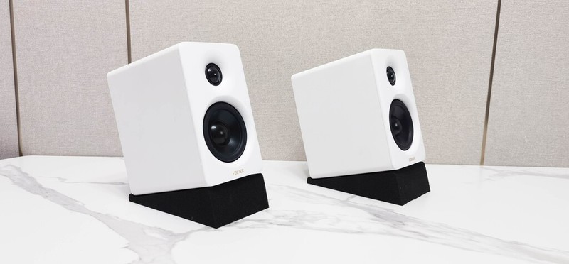 桌面空间不够，音箱该怎么选？当然是小身躯也能爆发大能量的漫步者N300