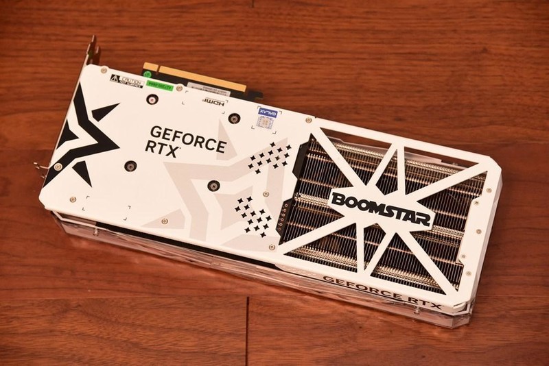 碰杠“14700K”！AMD RYZEN5 9700X对比实测！