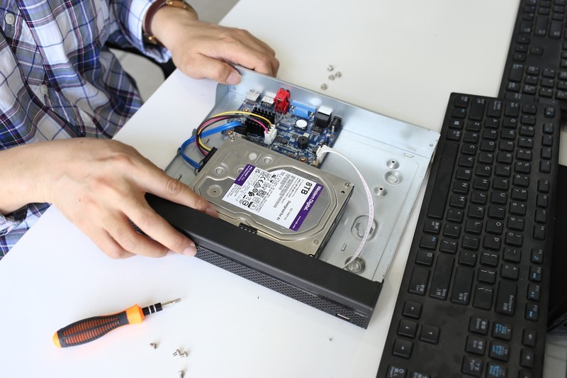 换上西数紫盘8TB，让你轻松搞定监控存储