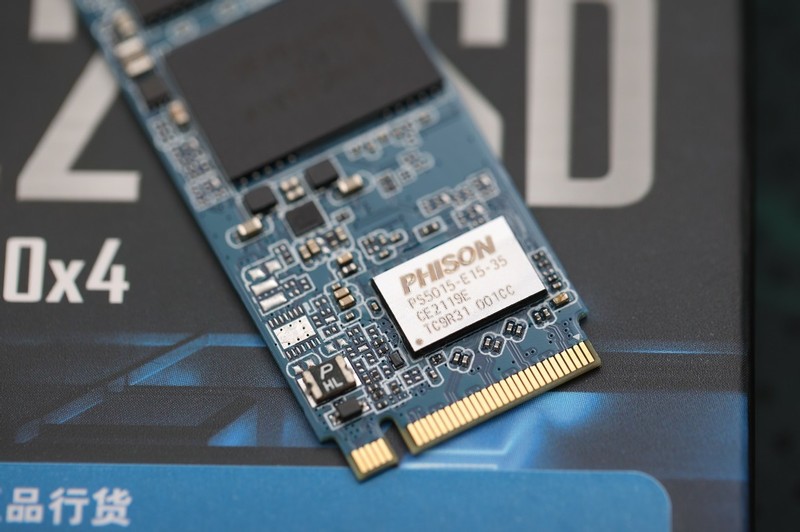 M.2固态入门级首选，299元500G技嘉GM2固态硬盘评测体验