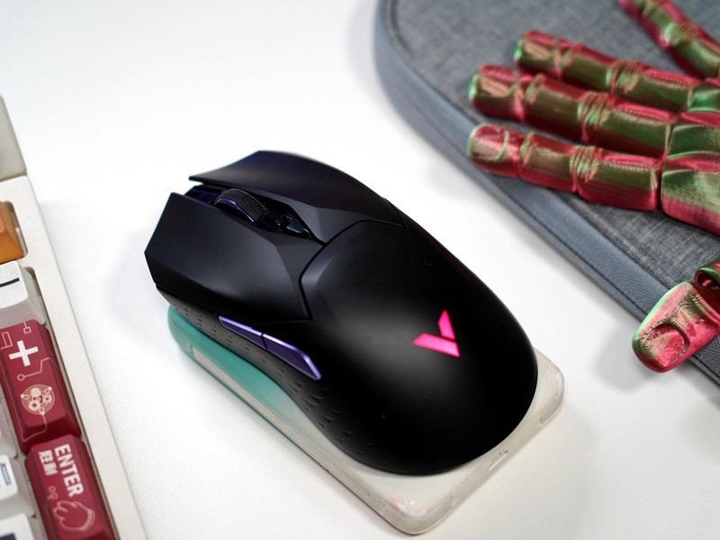 4K回报率，原相高定版3395+QI无线充的雷柏VT3S，游戏体验不一样