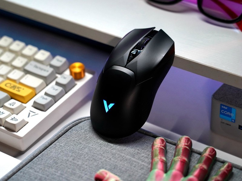 4K回报率，原相高定版3395+QI无线充的雷柏VT3S，游戏体验不一样