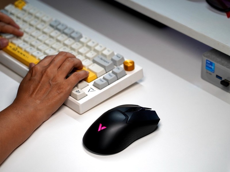 4K回报率，原相高定版3395+QI无线充的雷柏VT3S，游戏体验不一样