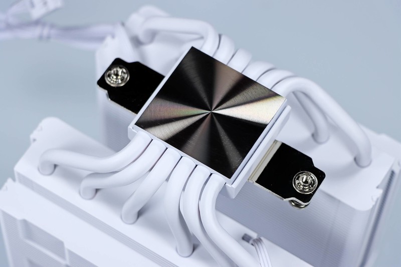 AMD Ryzen 5 8600G 真香！搭配 B650 吹雪大战 13400 / GTX1650