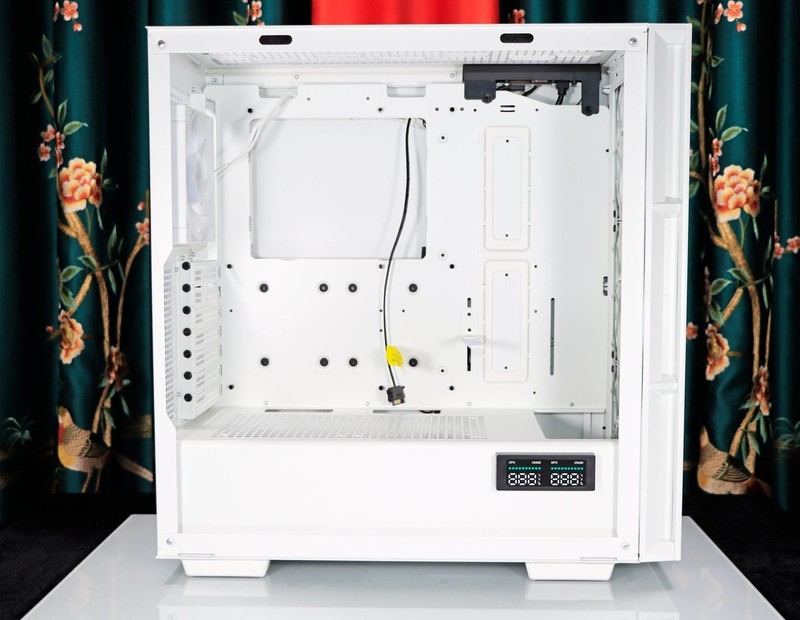 AMD Ryzen 5 8600G 真香！搭配 B650 吹雪大战 13400 / GTX1650