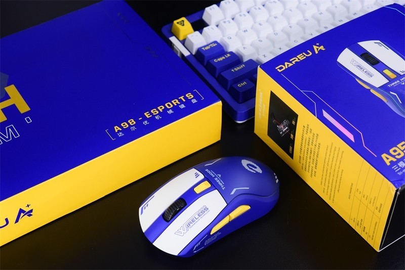 男生们的机甲浪漫——达尔优A950机甲版三模游戏鼠标